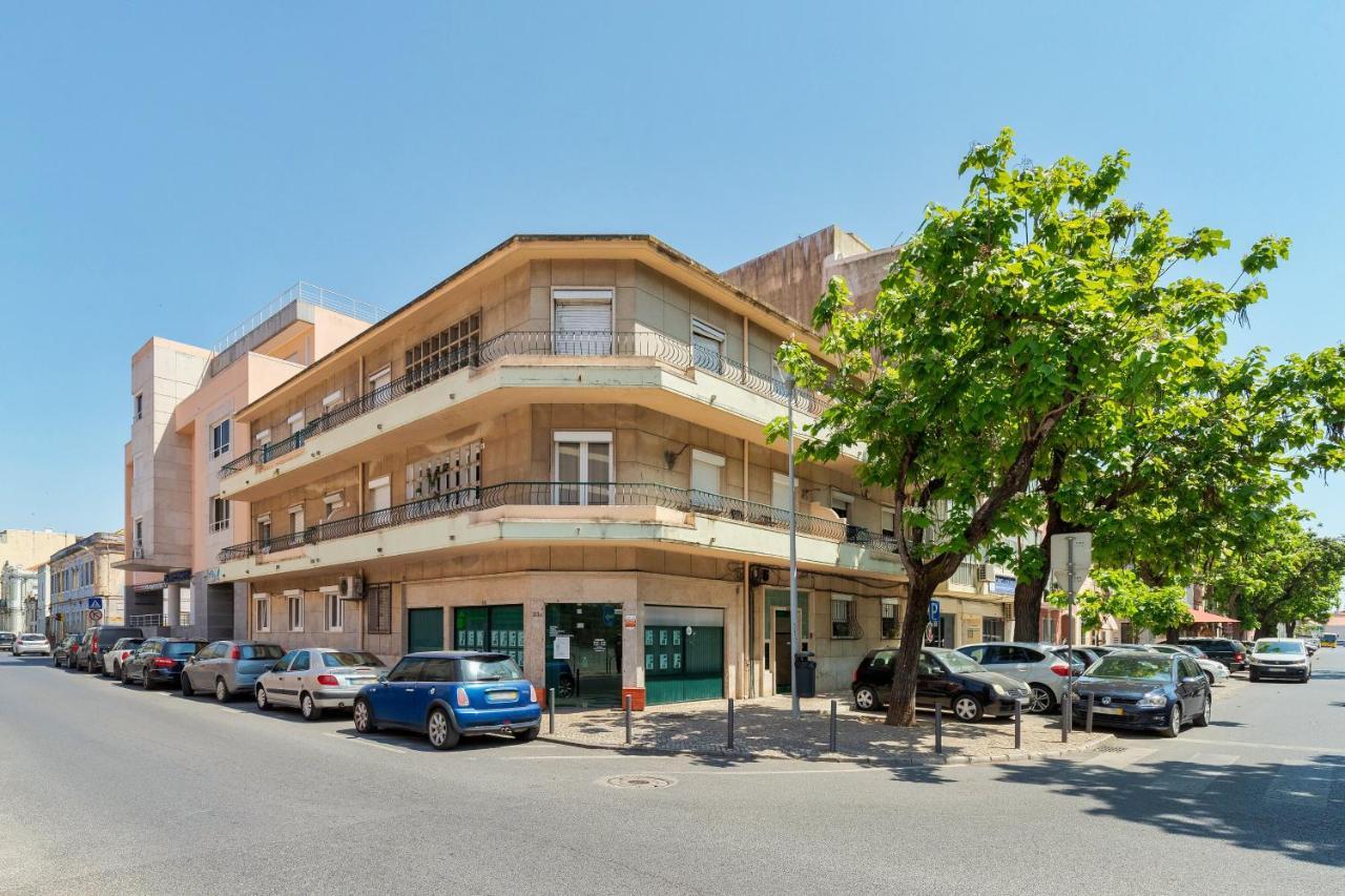 Downtown Garden * Setubal